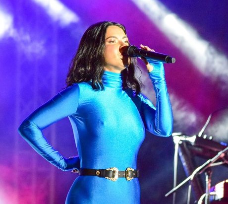 Apostoleanu erwachsene akt archiv