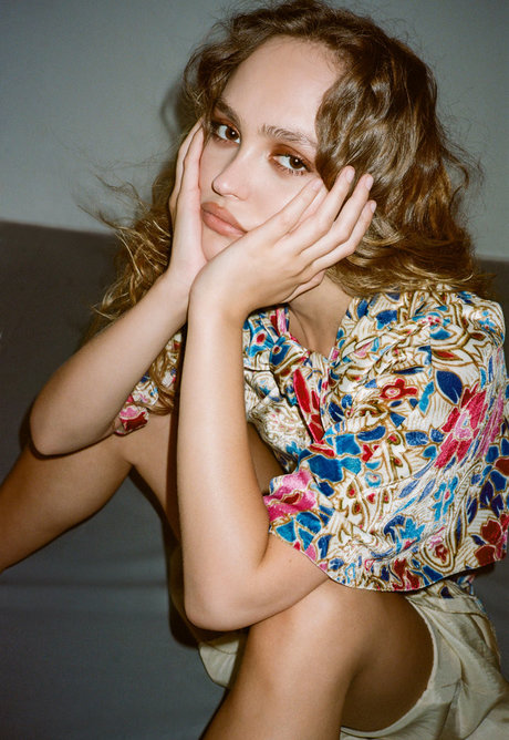 Lily Rose Depp schauspielerin erotische bild