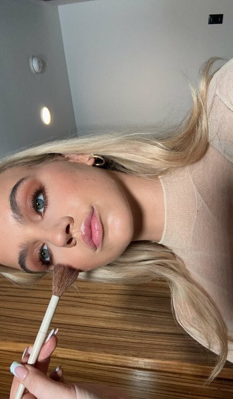 Emma Brooks pornostar erotische archiv