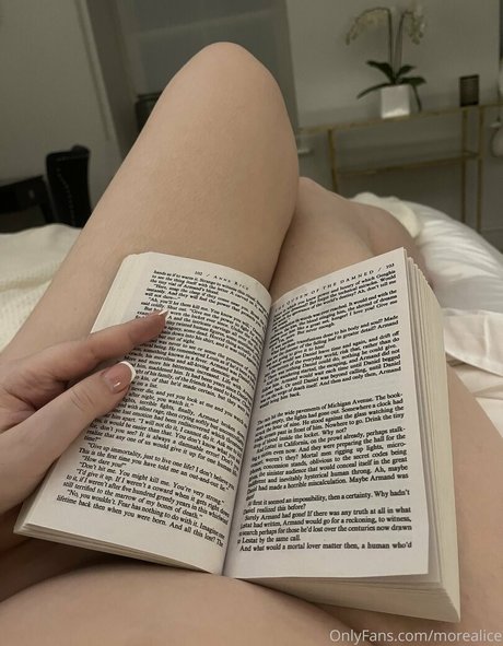 gfe alice nackt fotos