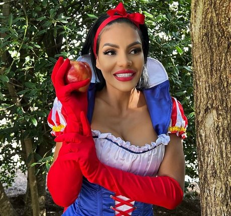 NinaUnrated sexy xxx foto