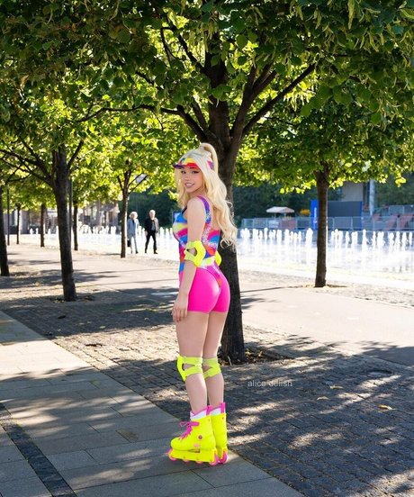 Alice Delish top perfekte galerie