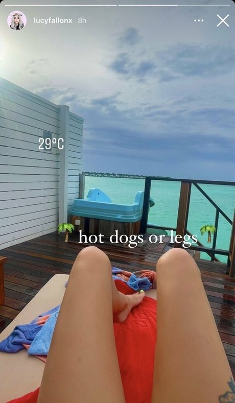 Lucy Fallon hübsche pornografische foto