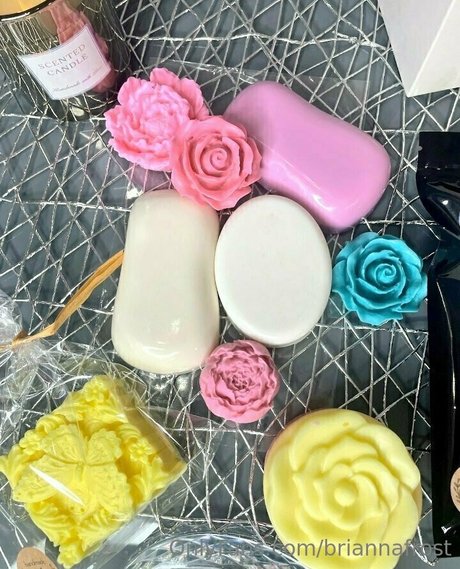 briannafrost schöne freie galerie