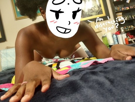 asiatische ebenholz-onlyfans nette foto