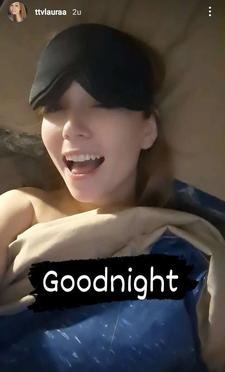 lauraa perfekte nackten galerien