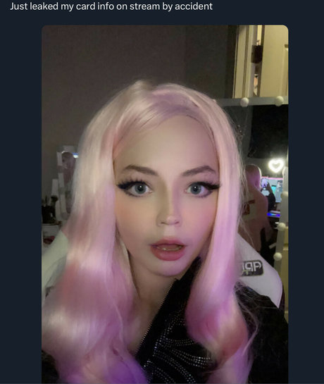 moldiimink model pornografische foto