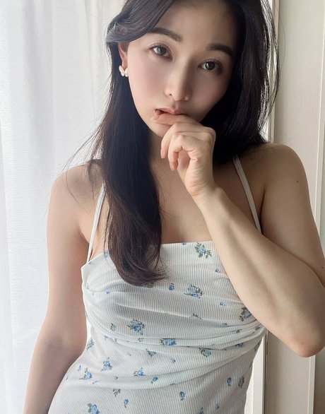 Rikako Katayama kostenlose nackten bild