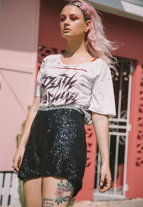 Zheani Sparkes kunst perfekte archiv