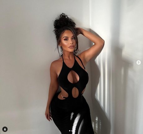 Chelsea Healey model xxx foto