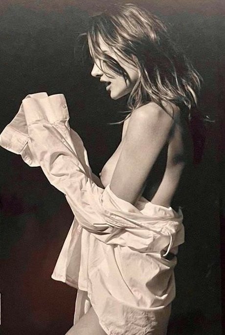 Alessandra Ambrosio exklusive nackte archiv