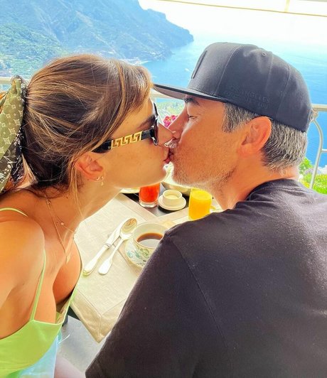 Alessandra Ambrosio schauspielerin schöne galerie