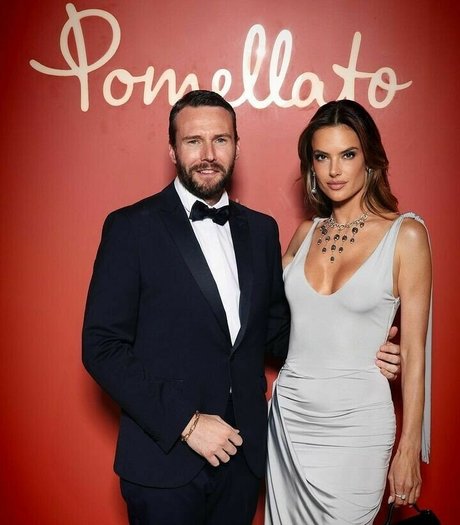 Alessandra Ambrosio schöne kunst bild