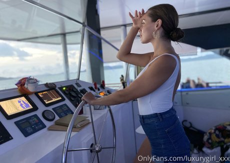 luxurygirl xxx schauspielerin sexy foto