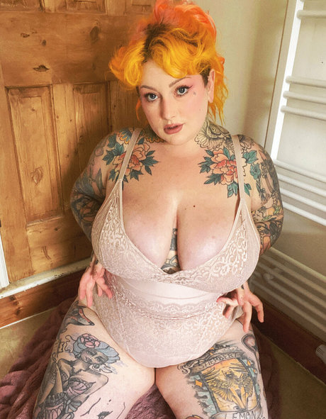 GaldaLou exklusive erotische bild