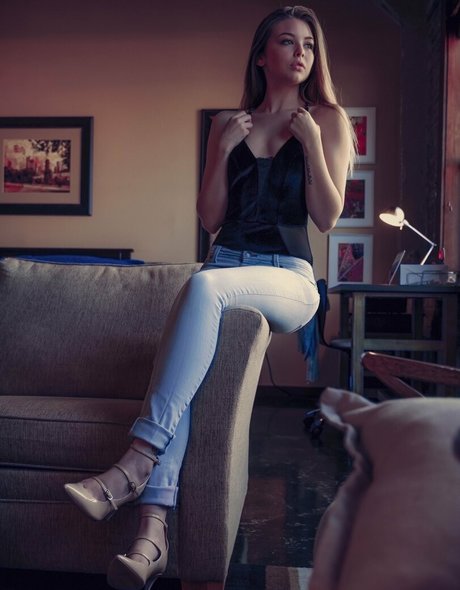 Lana Lea erotische perfekte archiv