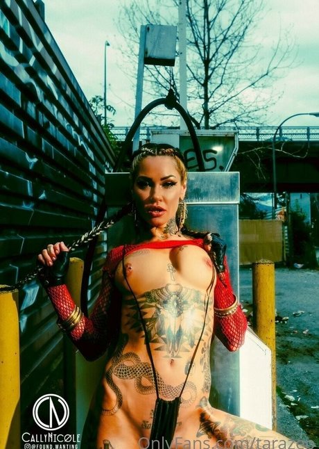 Tarazep model nackten bilder