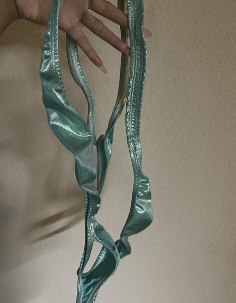 famousaria schauspielerin kostenlose galerie