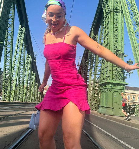 Ella Eyre top freie archiv