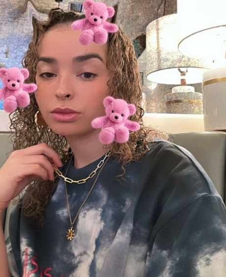Ella Eyre top nackt foto
