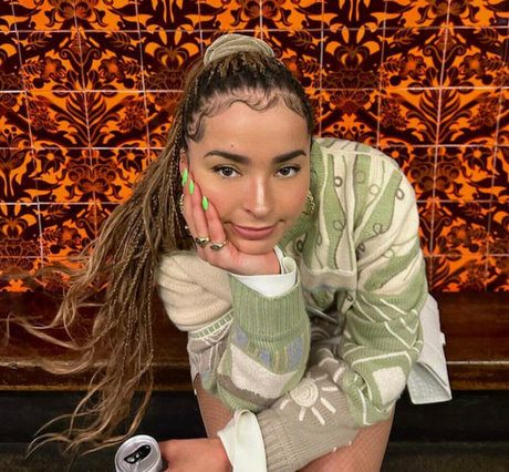 Ella Eyre porno xxx archiv