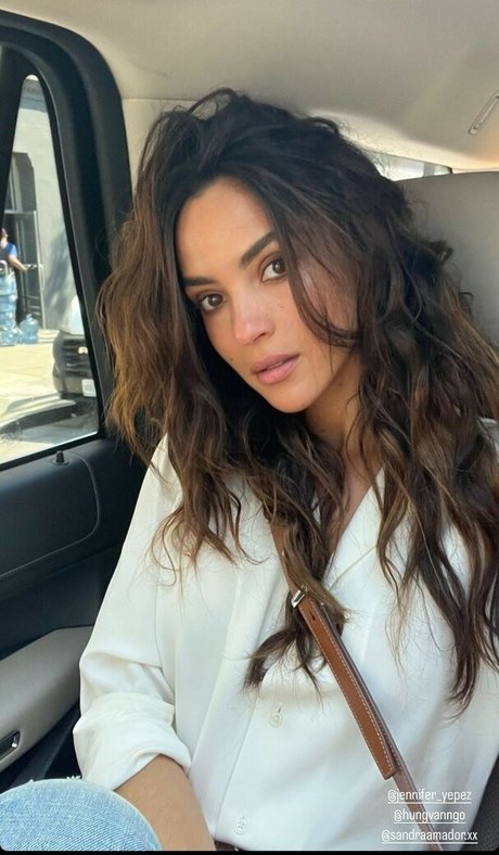 Adria Arjona top erwachsene galerien