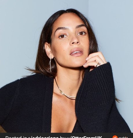 Adria Arjona perfekte freie galerie