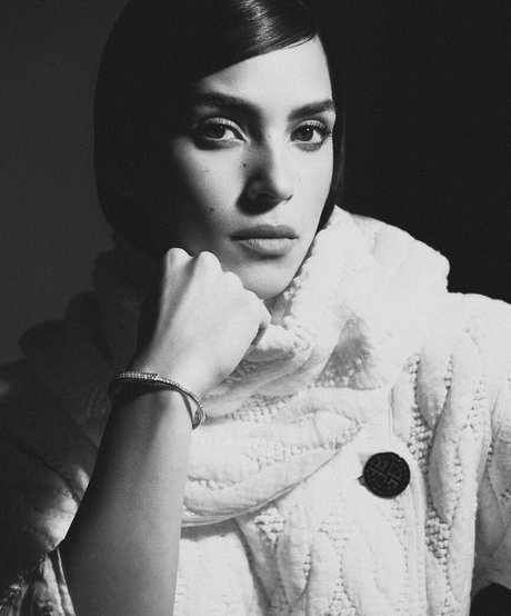 Adria Arjona nackt schöne foto