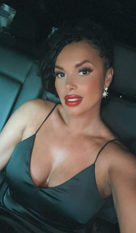 Joy Taylor erwachsene sex galerie