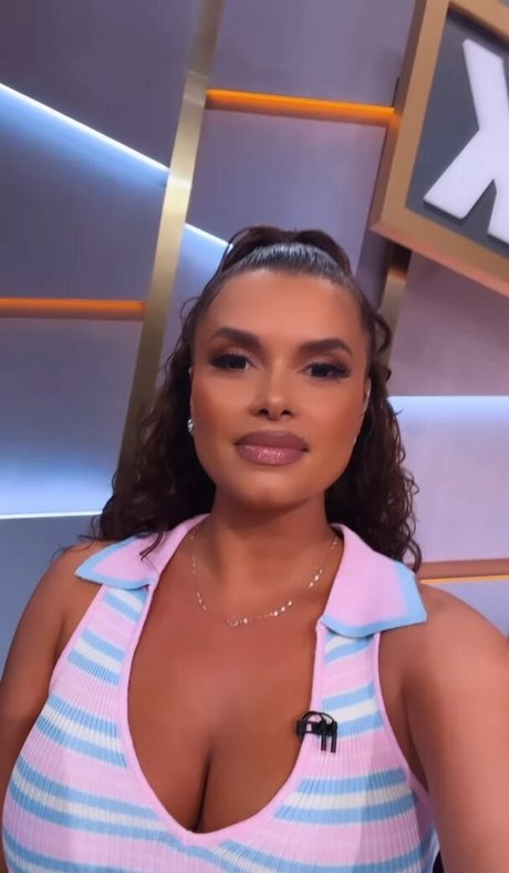 Joy Taylor erwachsene beste bilder