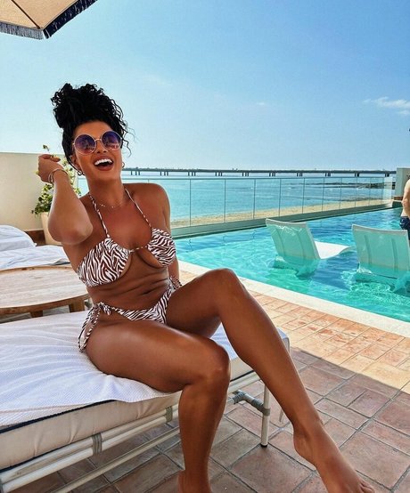 Joy Taylor beste nette foto