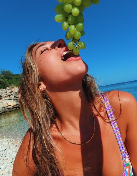 Evanthia Theodorou pornographische fotos