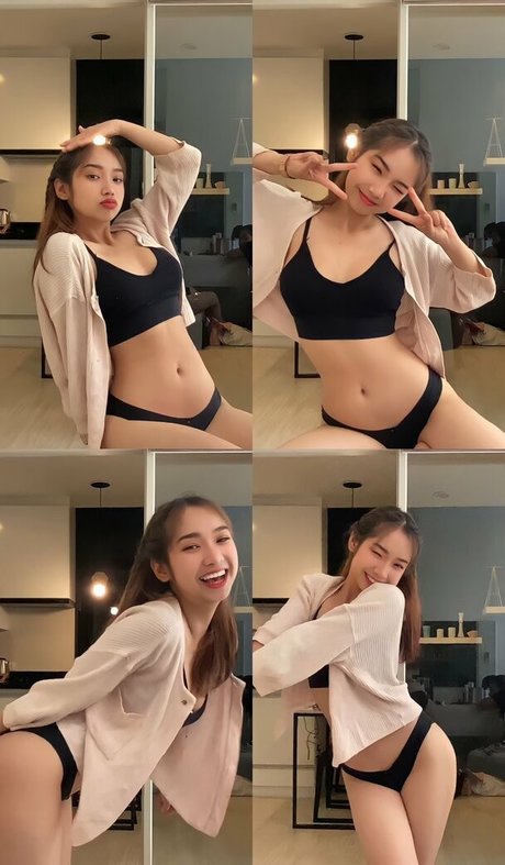 Unijung erwachsene porno bilder
