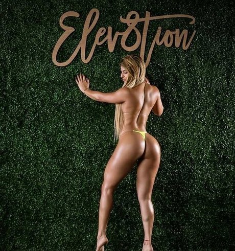 Claudia Mustelier nackt freie bilder