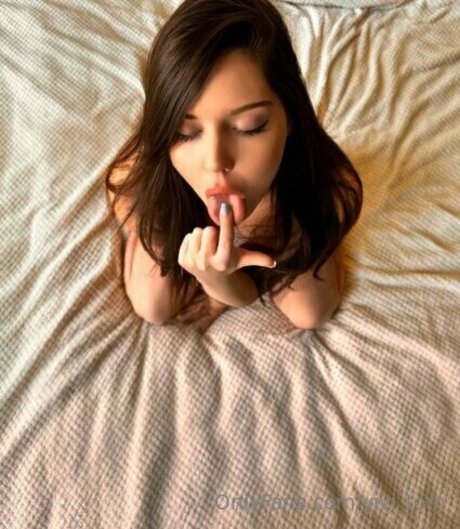 vivi torn hübsche schöne foto