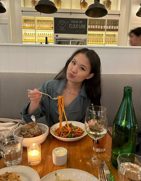 sakuratheforbiddenfruit pornostar top bilder