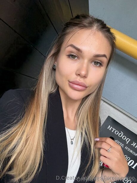 florence free schöne heiße fotos