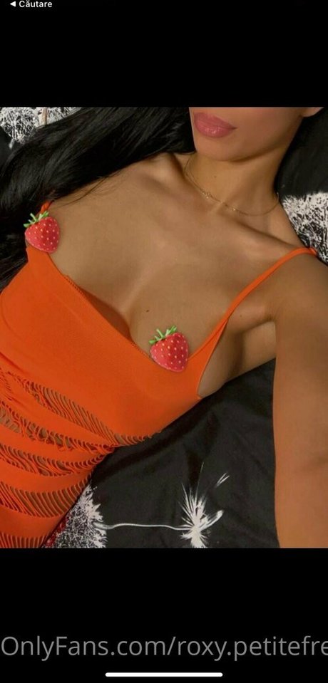 roxy petitefree nackt pornostar archiv