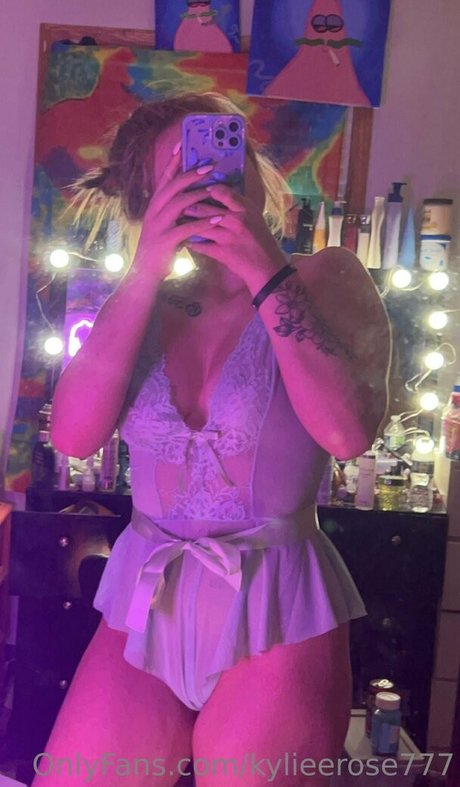 kylieerose777 erwachsene nackte foto
