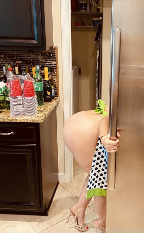 Sapphire Coxxx porno galerien