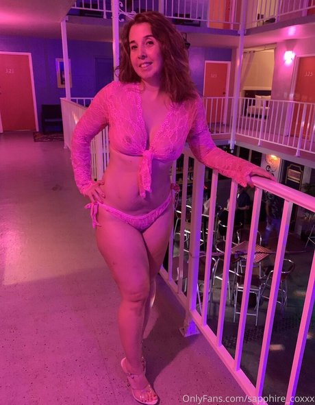 Sapphire Coxxx model pornographische galerie