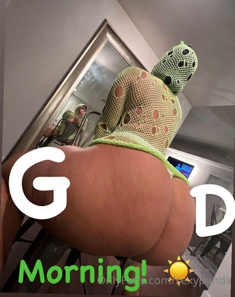 sexypanda freie akt bild