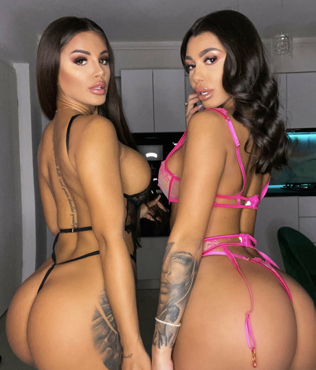 Kimberdee kunst porno fotos