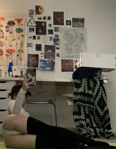 thisbicthdied schauspielerin akt galerie