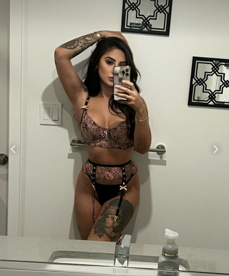 Florita Diaz erotische kunst archiv