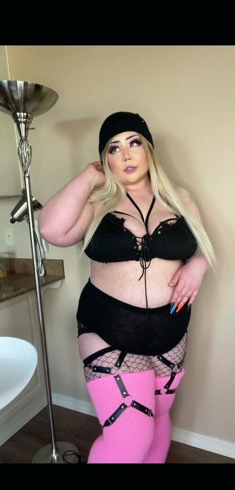 Cecehectori erotische nackten fotos