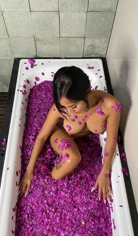 Imsummer kunst sexy archiv