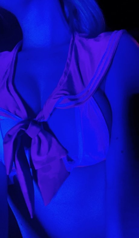 Hemulka schauspielerin nette bild