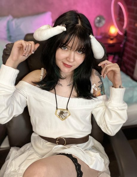 sperma-onlyfans hübsche erwachsene foto