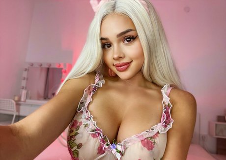 babybelladiaz exklusive nackte foto